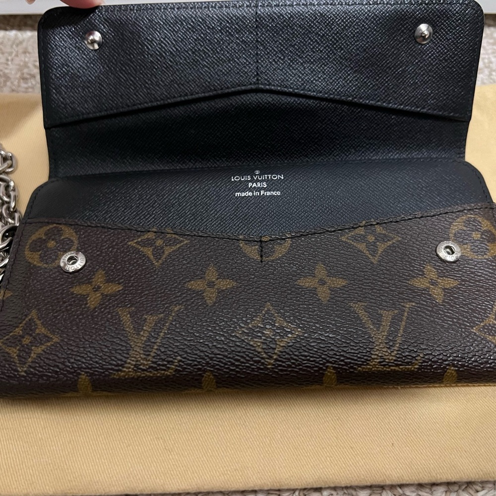 Louis Vuitton Monogram Macassar Wallet on Chain, Excellent condition - Picture 4 of 10